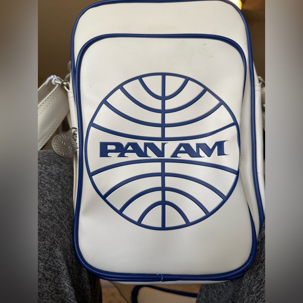 Pan AM World Airlines The Original Malay crossbody unisex bag. Authentic.